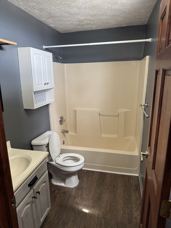 251 Main St #C - Photo 2 of 8