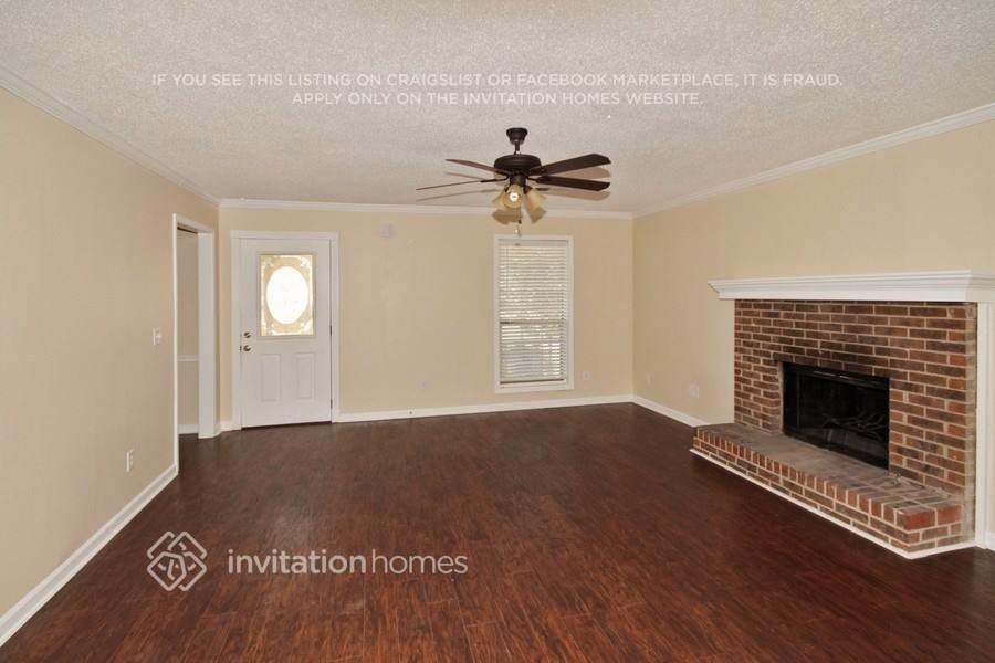 5261 Springtide Ln - Photo 2 of 17