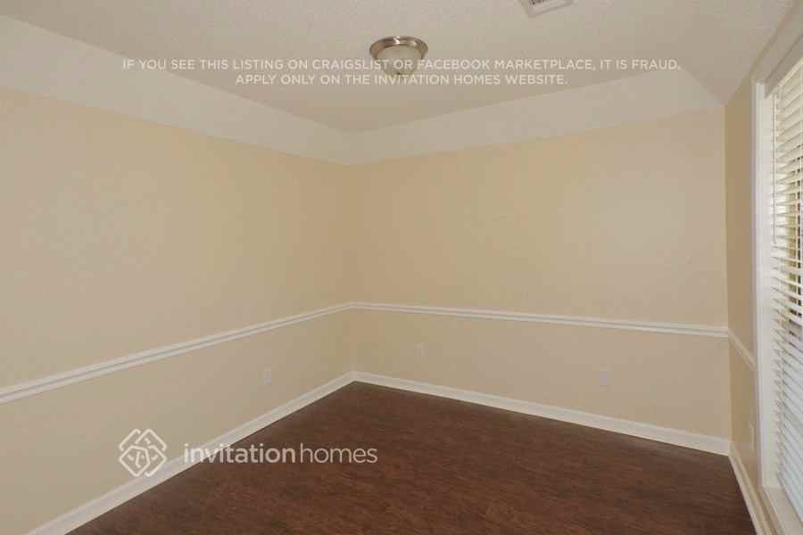 5261 Springtide Ln - Photo 5 of 17