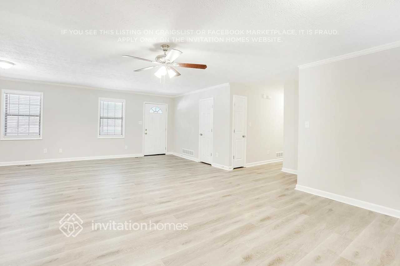 1153 Midway Rd - Photo 2 of 22