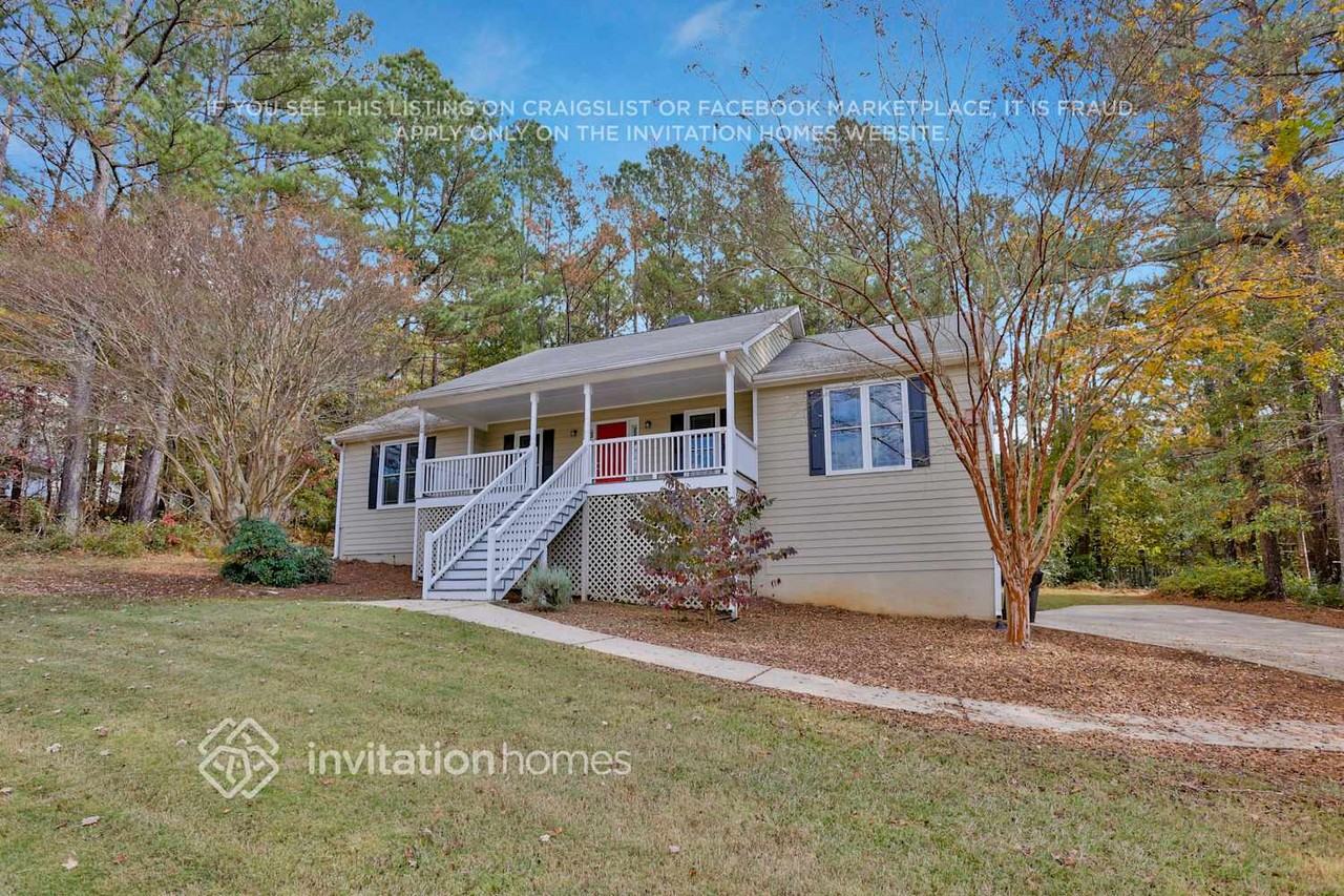251 Warrenton Dr - Photo 3 of 26