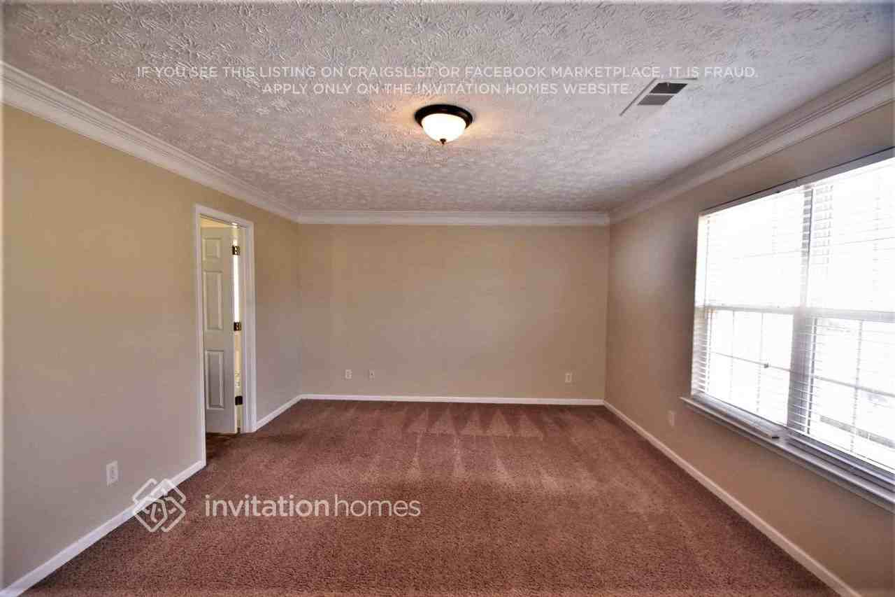 311 Westminster Dr - Photo 7 of 13