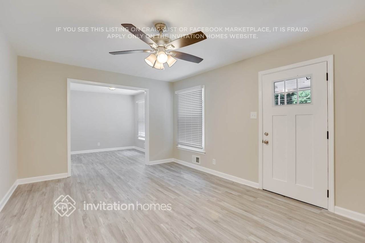 3459 Brookfield Ln - Photo 7 of 26