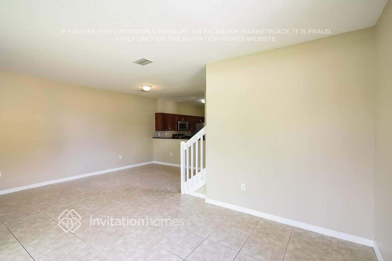 15307 Sw 88th Ter - Photo 2 of 18