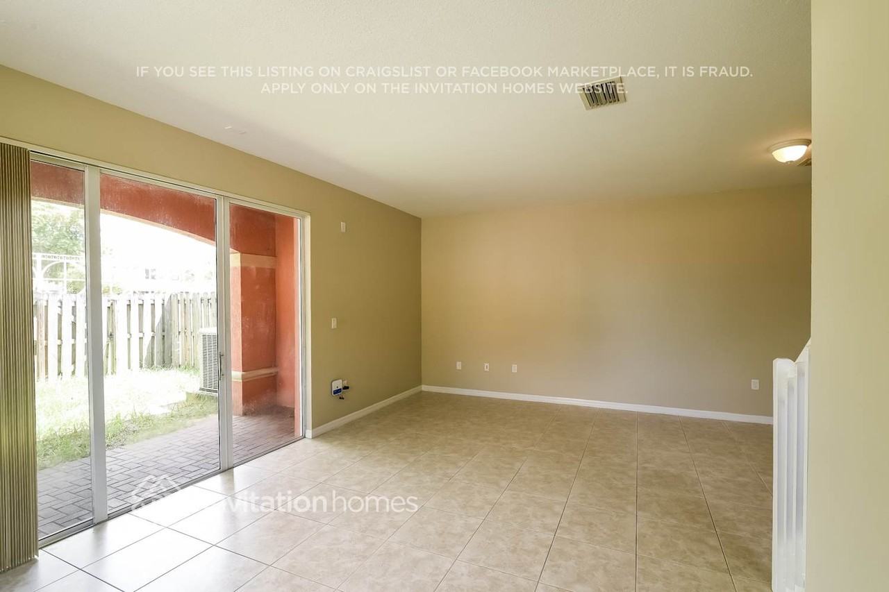 15307 Sw 88th Ter - Photo 5 of 18