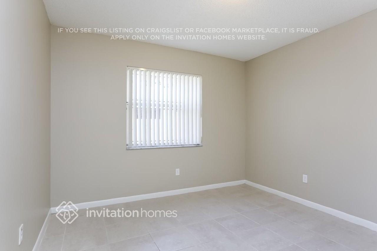 9913 Nw 9th Ct - Photo 7 of 21