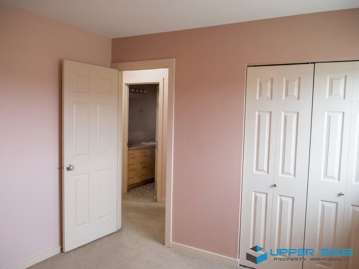 70 Bridgeland Drive North - Photo 5 of 8
