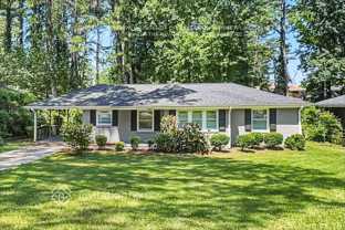 1095 Longshore Dr - Photo 1 of 1