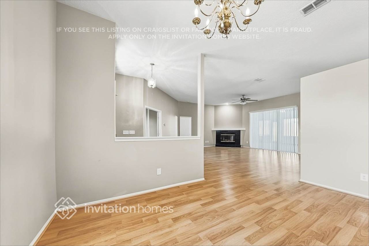28141 Brokenmead Path - Photo 7 of 22