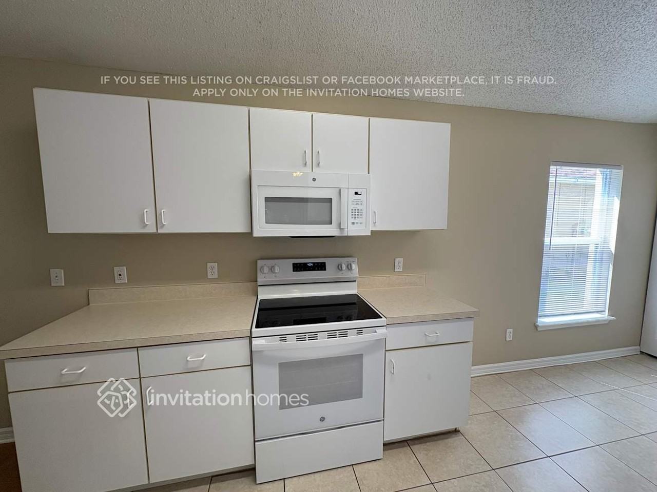 8207 Stockton Way - Photo 5 of 18