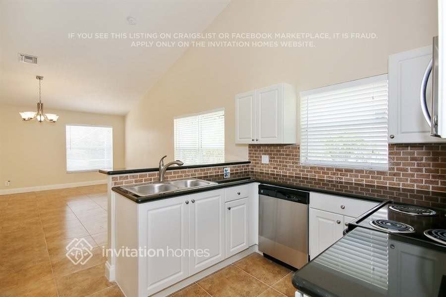 12132 Quilting Ln - Photo 7 of 14