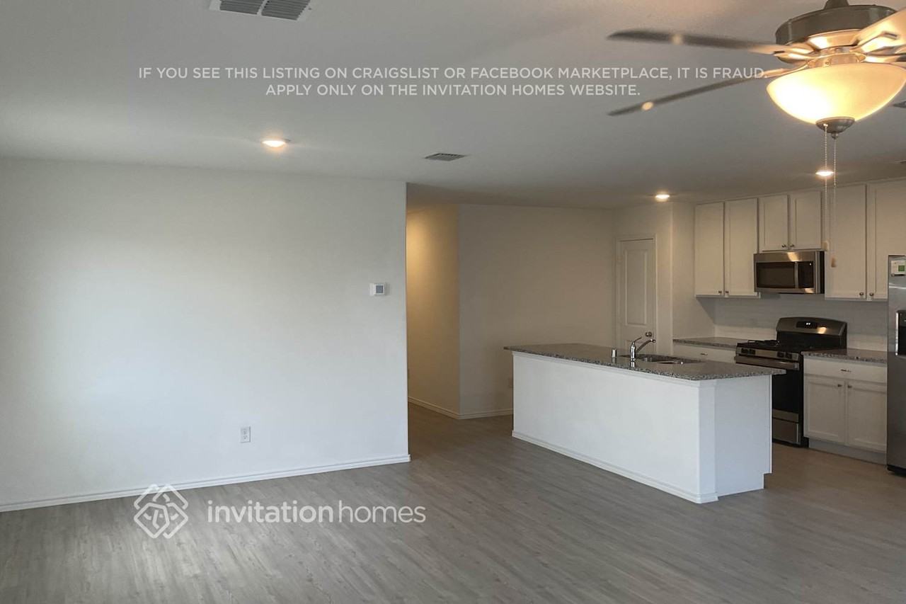 4020 Mountain Meadow Rd - Photo 5 of 15