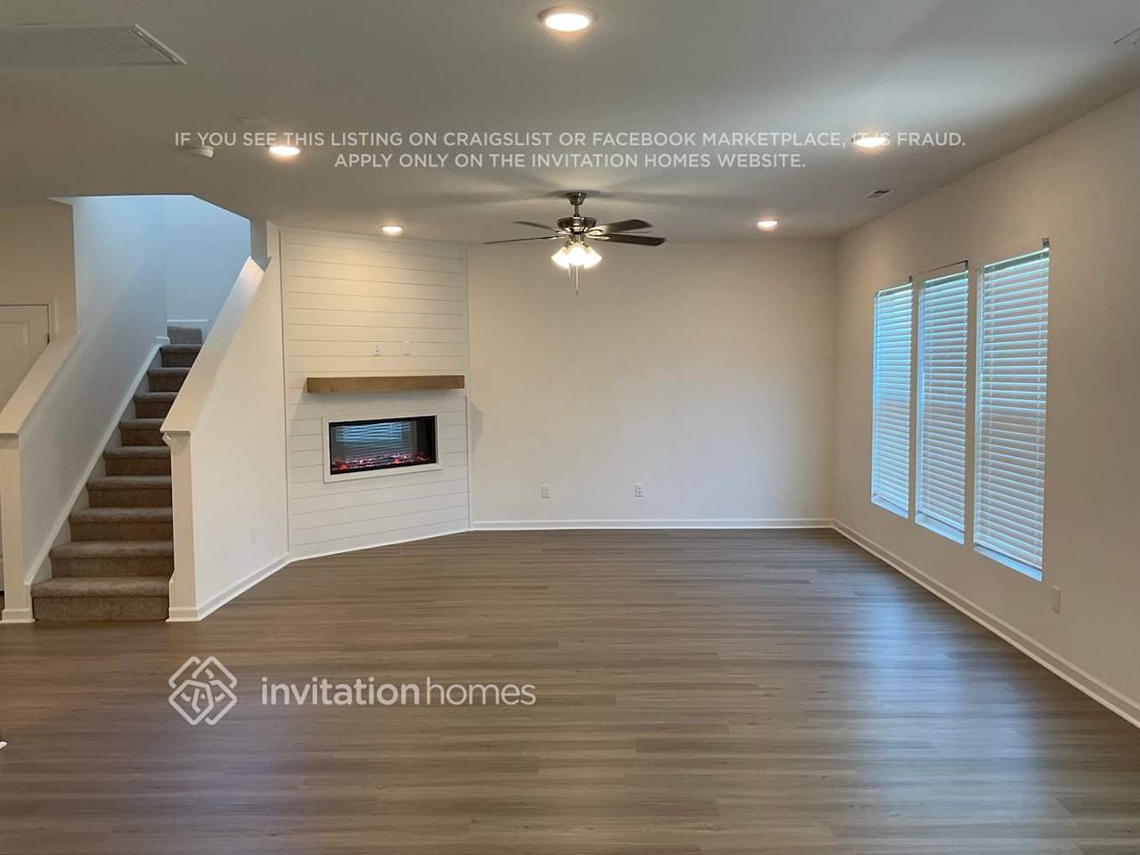 3808 Lantern Ln - Photo 7 of 19