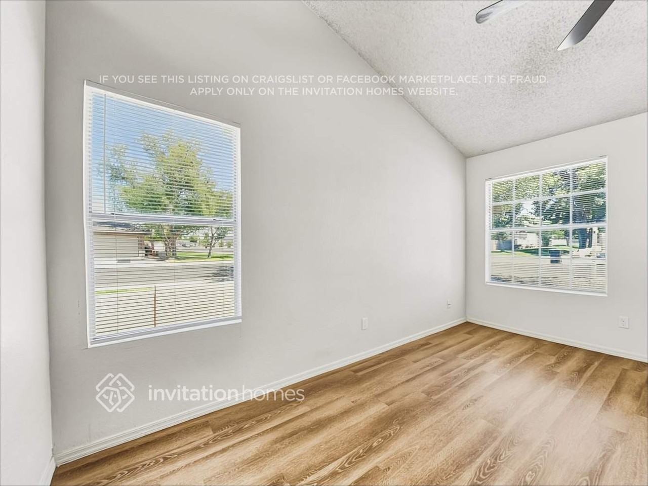 3814 W Elgin St - Photo 5 of 20