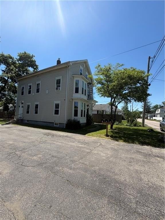 126 Washington St #1 - Photo 2 of 11