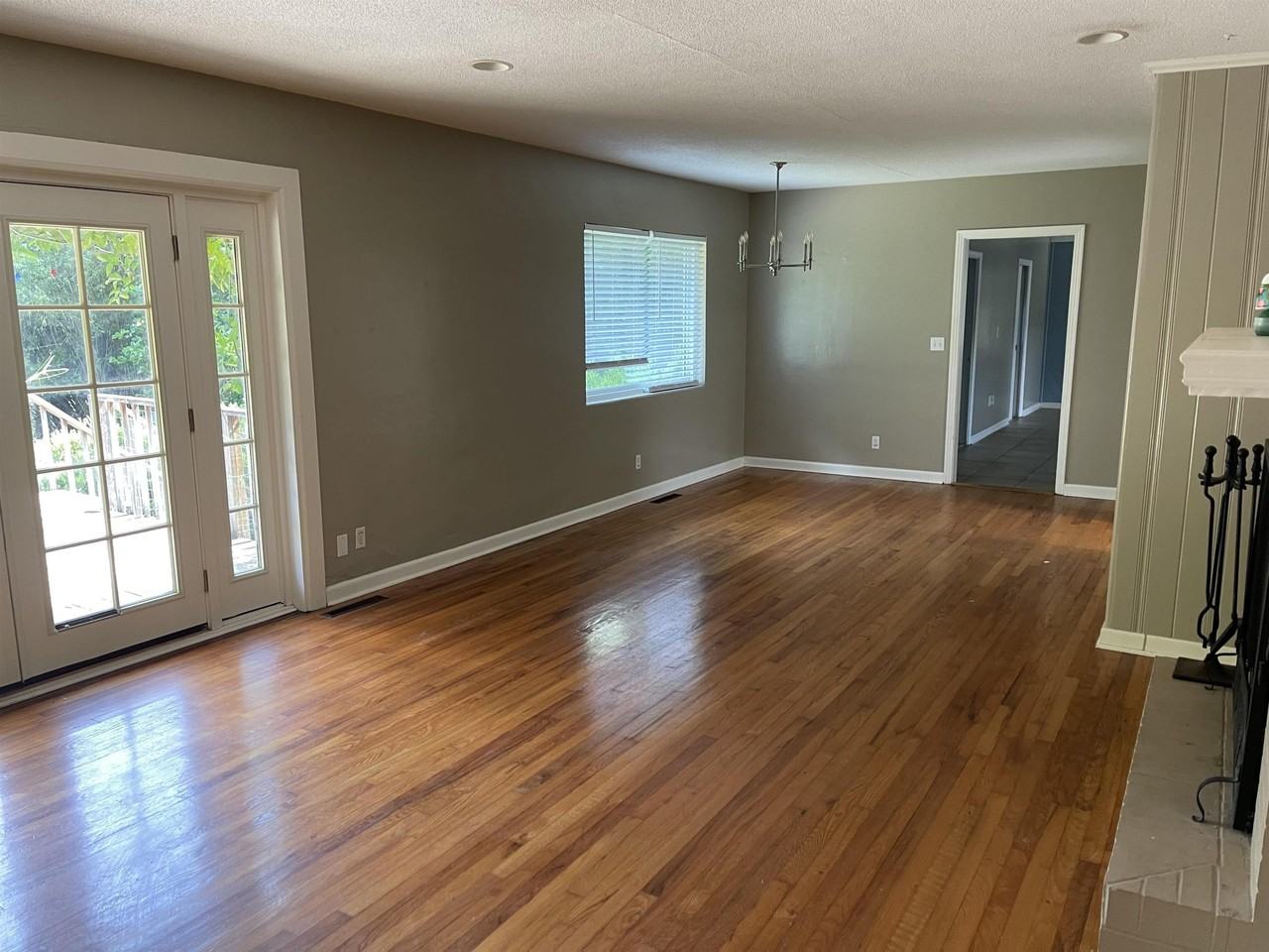 816 Watt Dr - Photo 5 of 15