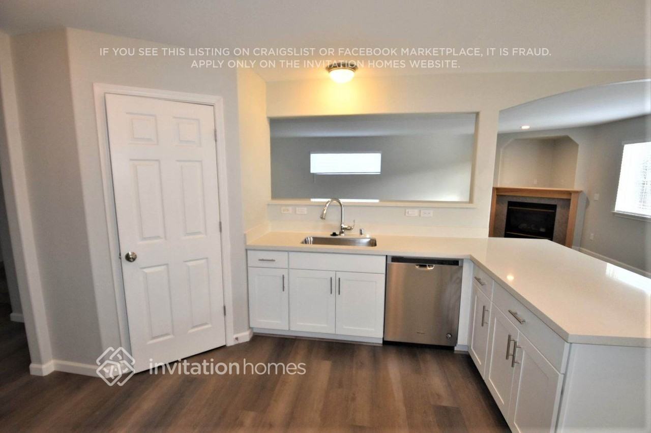 216 Michell Ln Ne - Photo 6 of 17