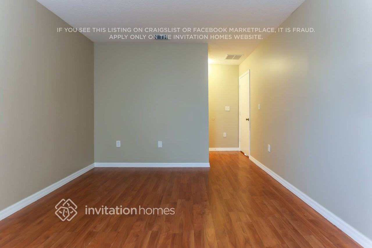 5927 Sw 163rd Ave - Photo 7 of 19