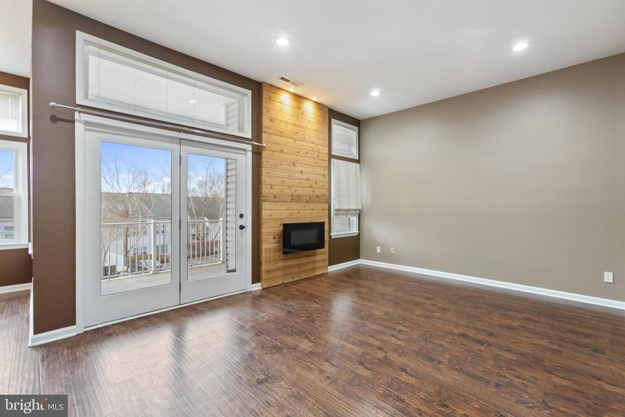 4807 Birch Cir #142 - Photo 2 of 11