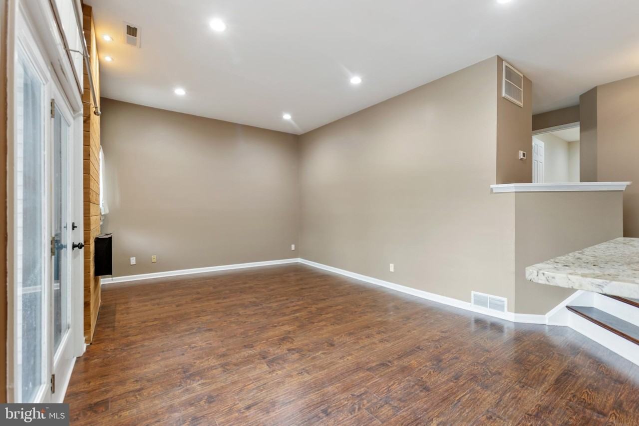 4807 Birch Cir #142 - Photo 3 of 11