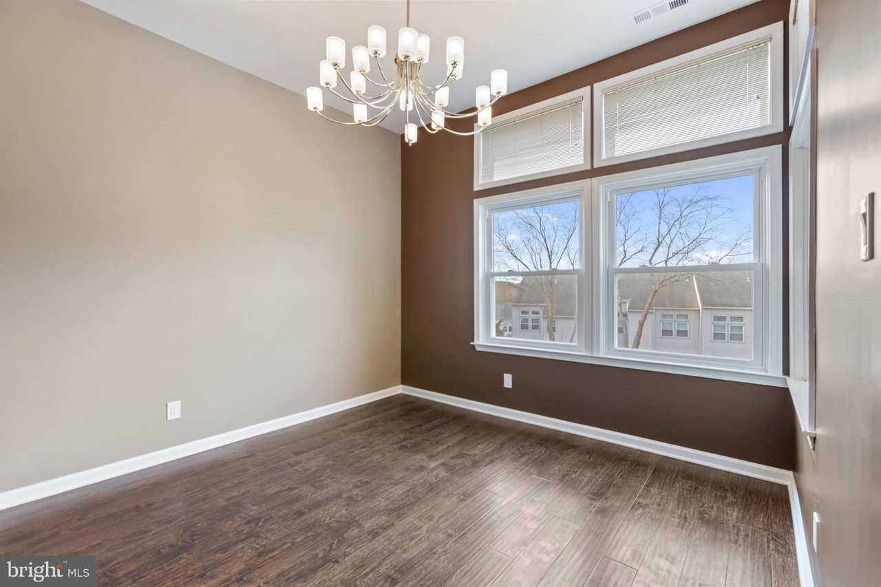 4807 Birch Cir #142 - Photo 4 of 11