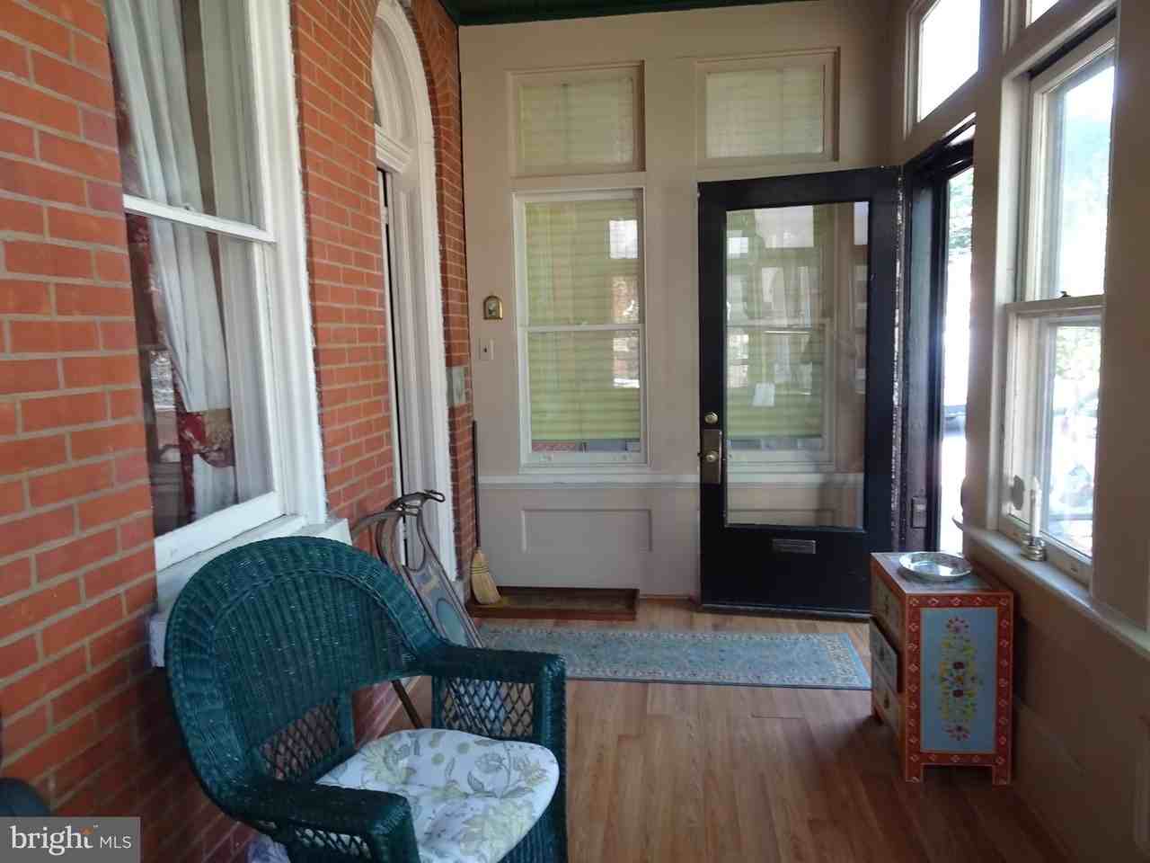 43 W 5th St - Photo 3 of 29