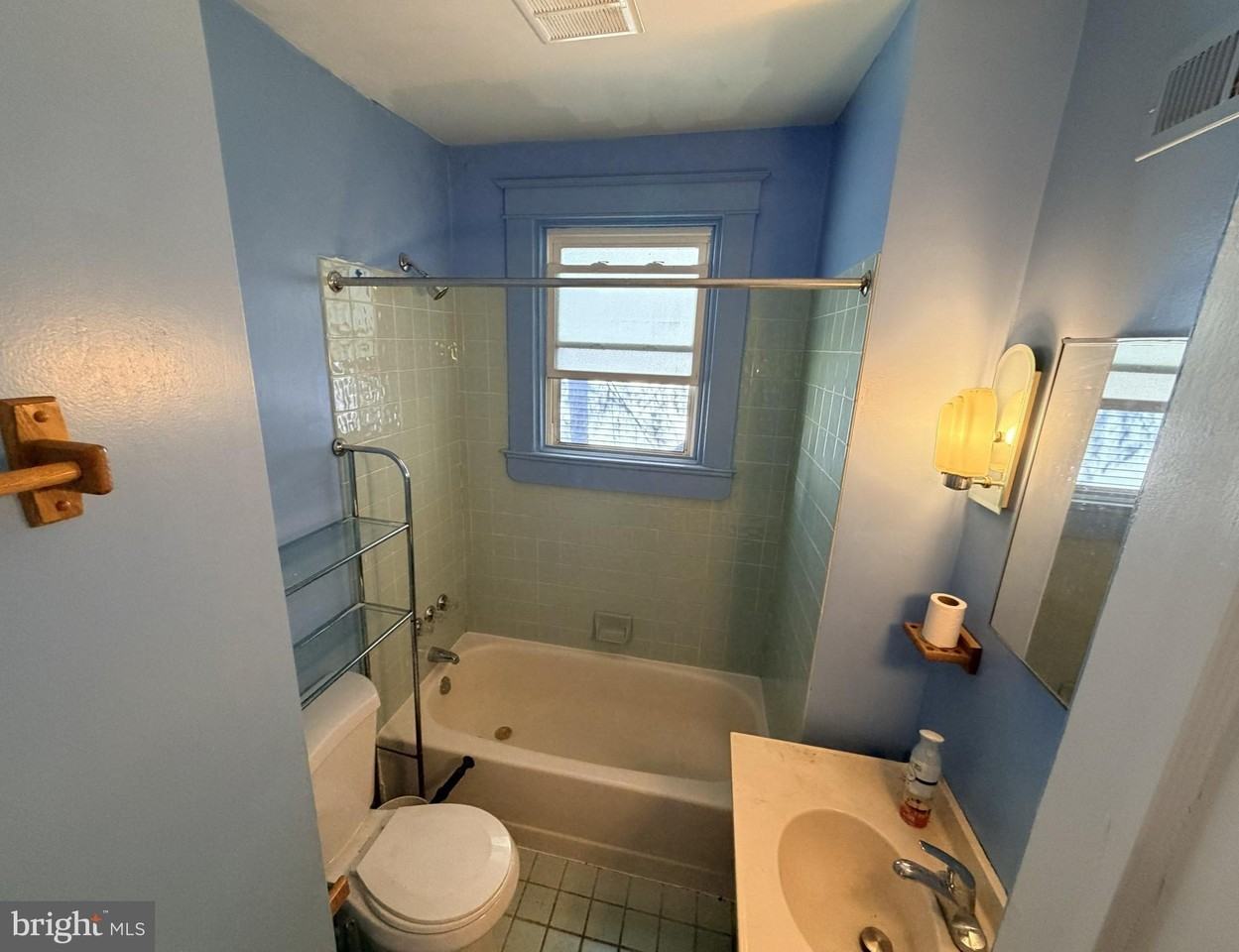 506 Cedarcroft Rd - Photo 4 of 16