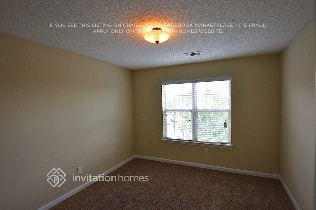 6000 W Rosie Ln Se - Photo 5 of 15