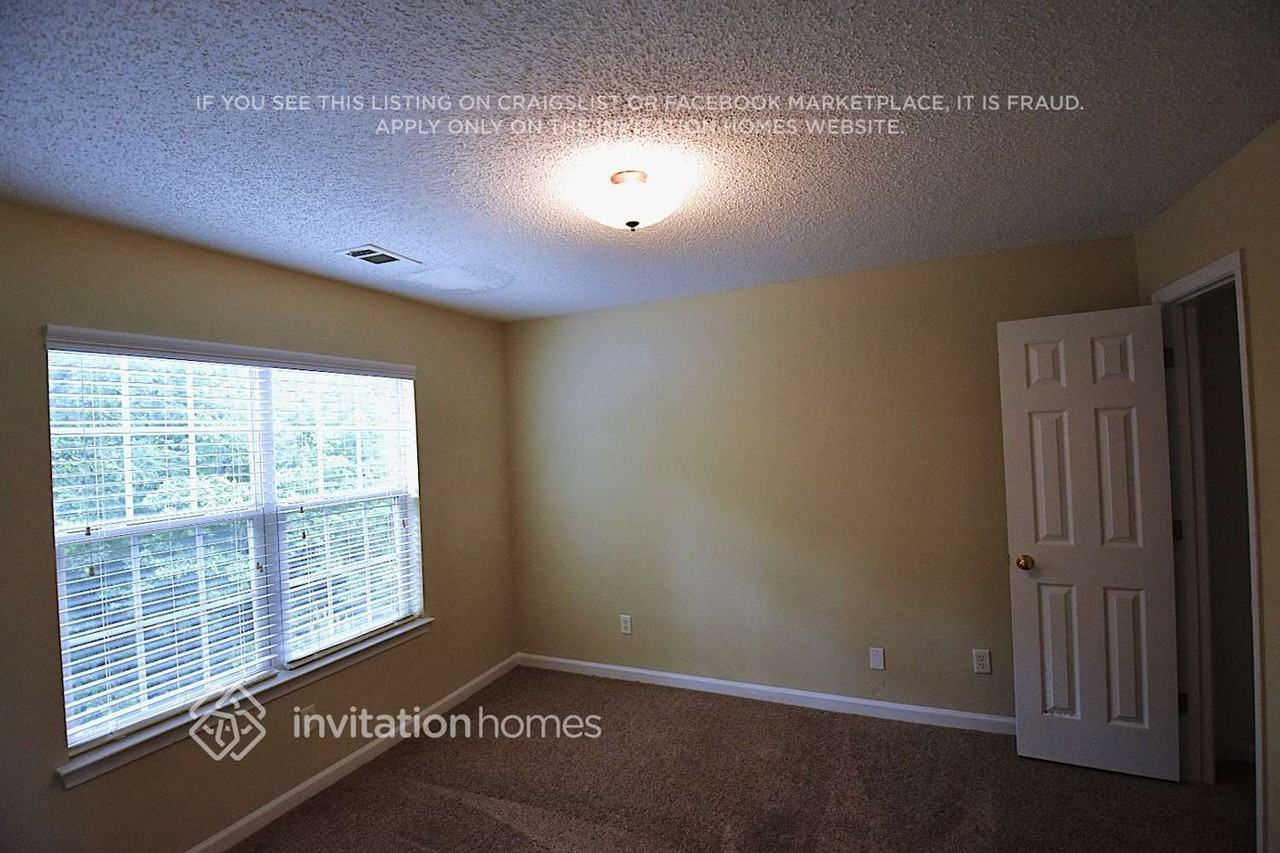 6000 W Rosie Ln Se - Photo 6 of 15