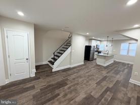 607 Cheraton Rd - Photo 1 of 1