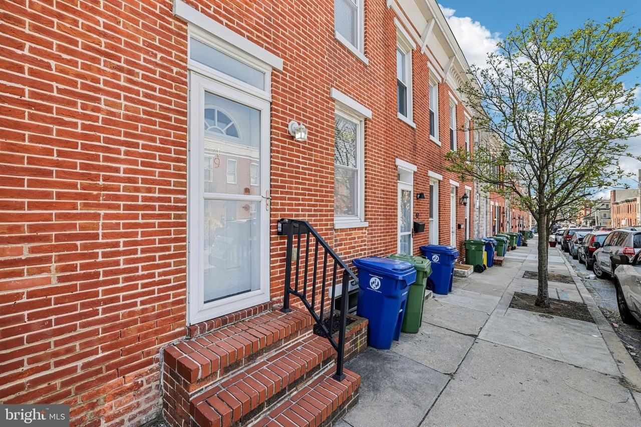 49 E Heath St - Photo 7 of 43