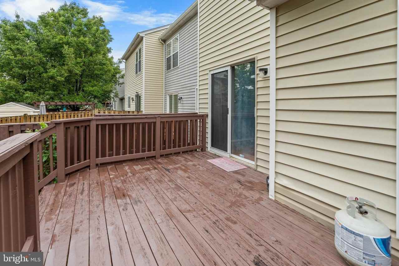 3336 Fordington Pl - Photo 7 of 37