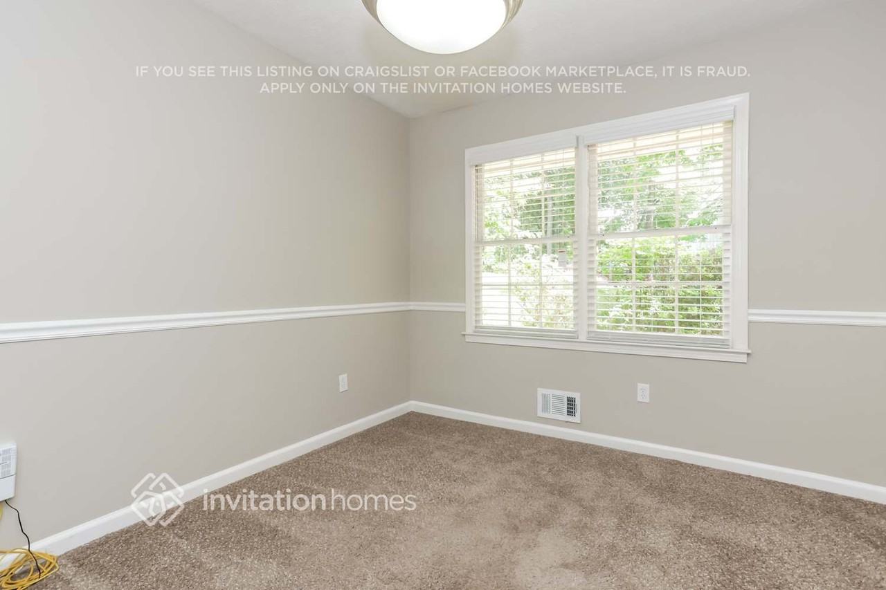 631 Shannon Green Cir Sw - Photo 7 of 18