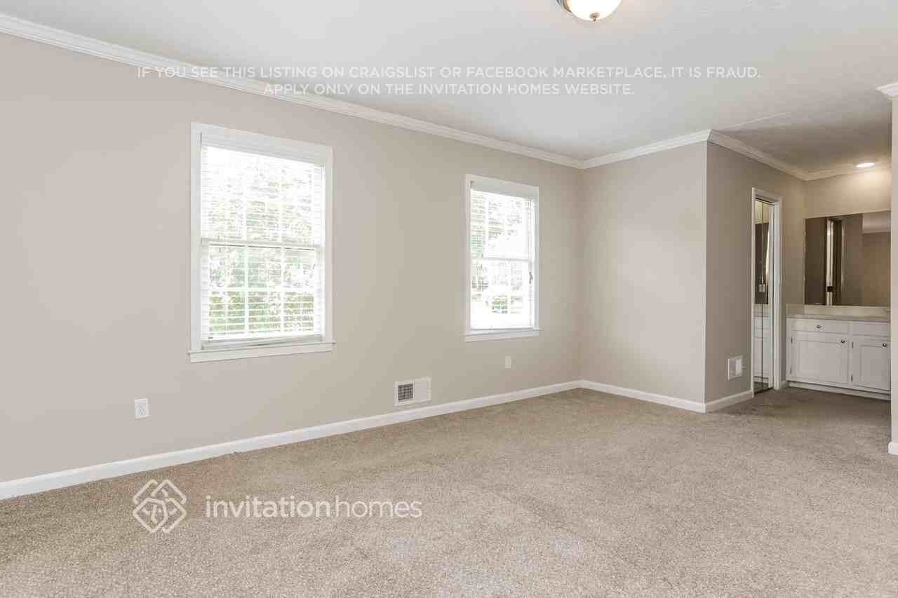 631 Shannon Green Cir Sw - Photo 6 of 19