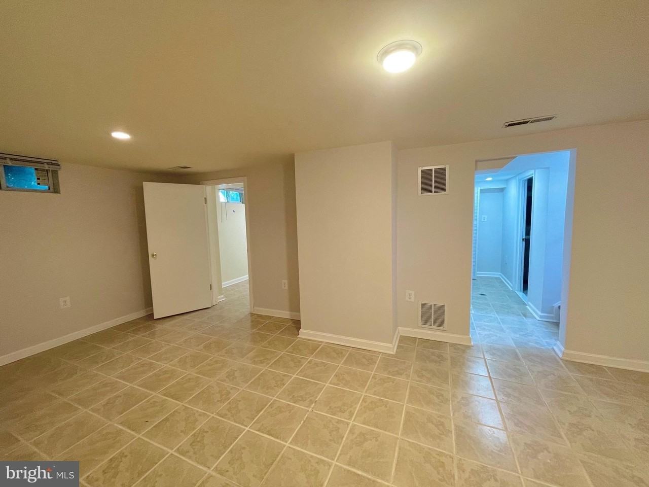 12216 Charles Rd - Photo 6 of 17