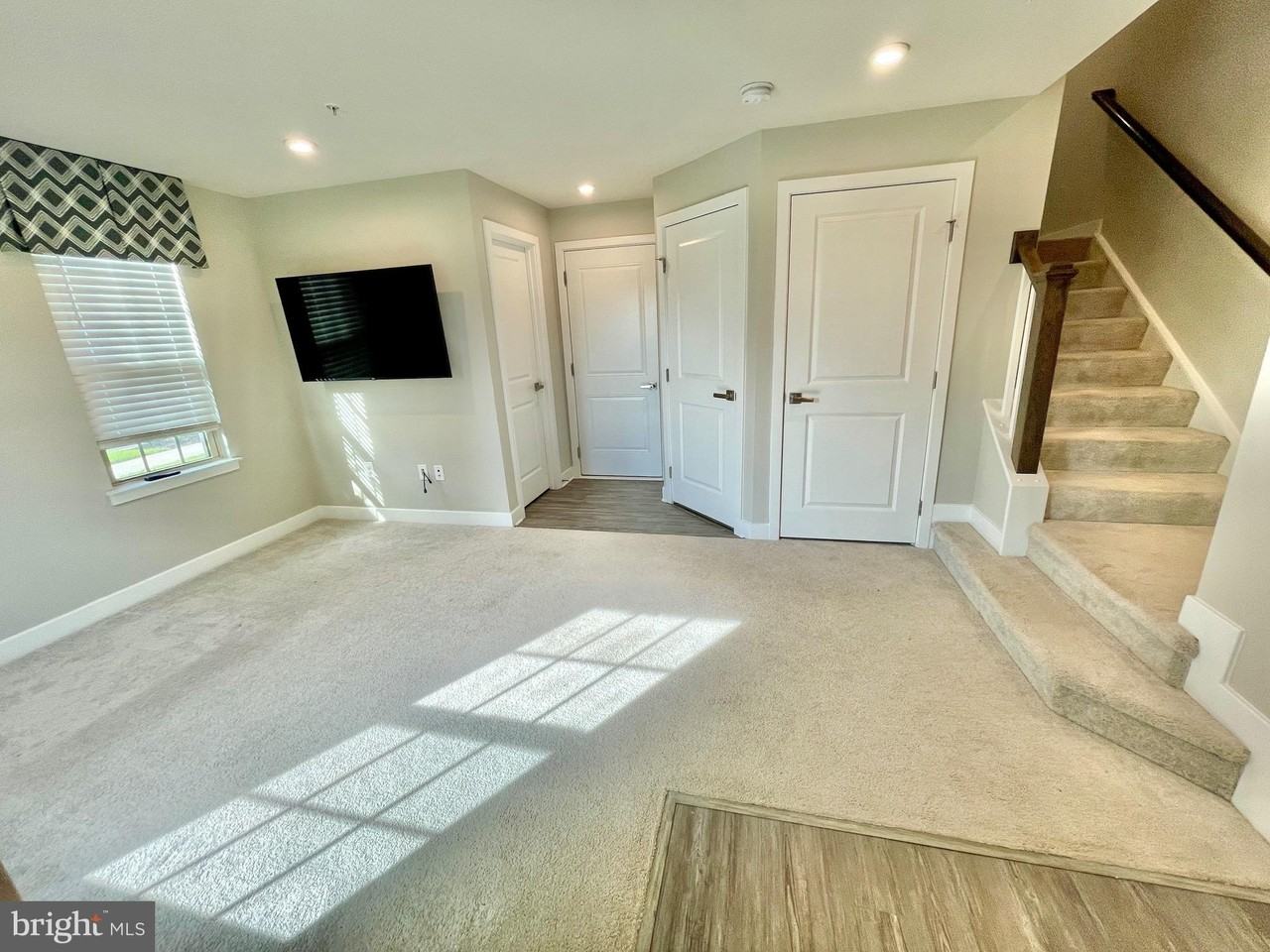 9537 Tall Oaks Rd - Photo 3 of 50