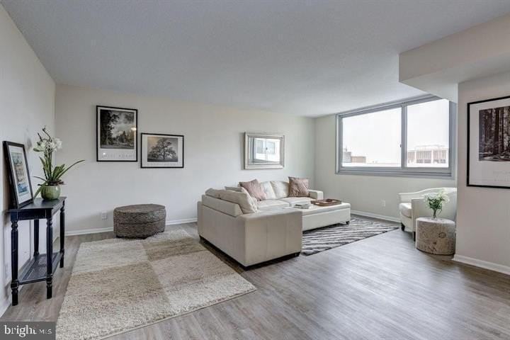 4601N N Park Ave #1404D - Photo 2 of 14