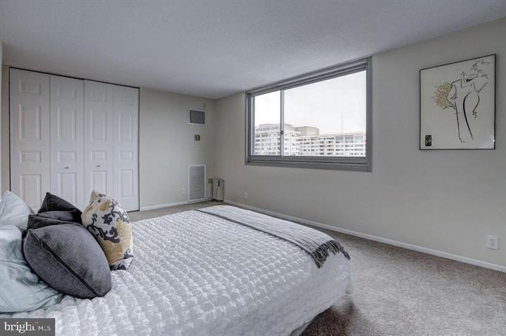4601N N Park Ave #1404D - Photo 7 of 14