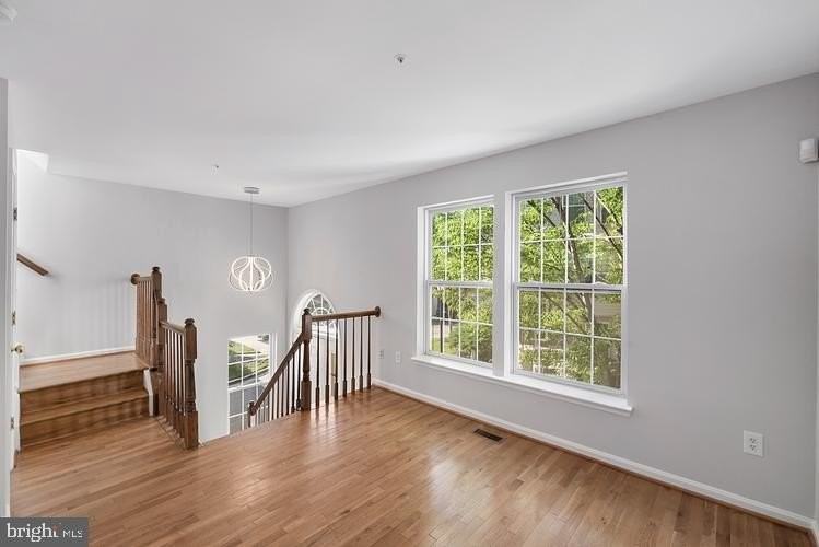 13811 Churchville Dr - Photo 6 of 34