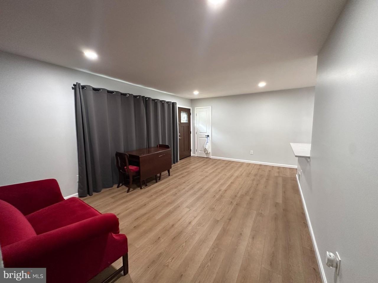 6407 85th Ave - Photo 7 of 15