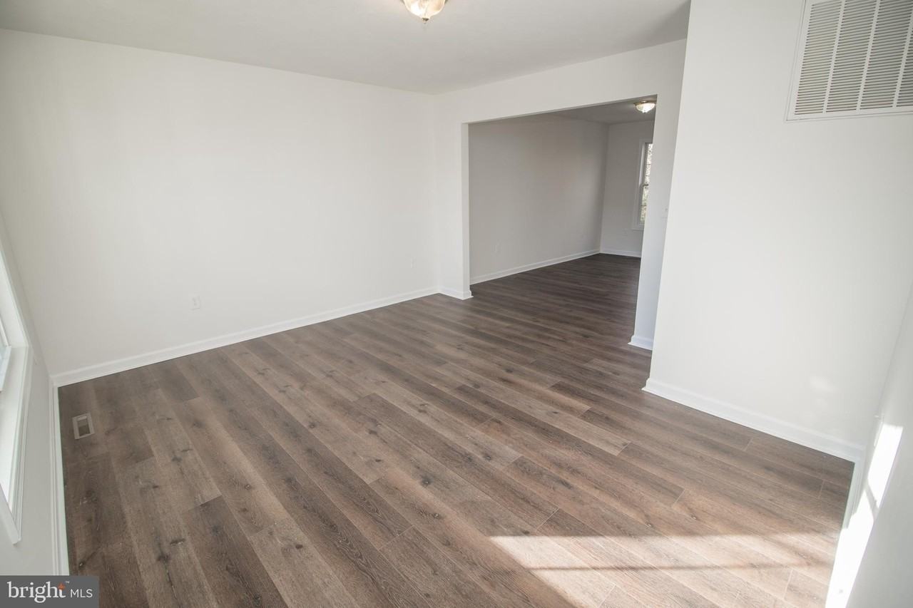 21421 Mary Margaret Ct - Photo 7 of 50