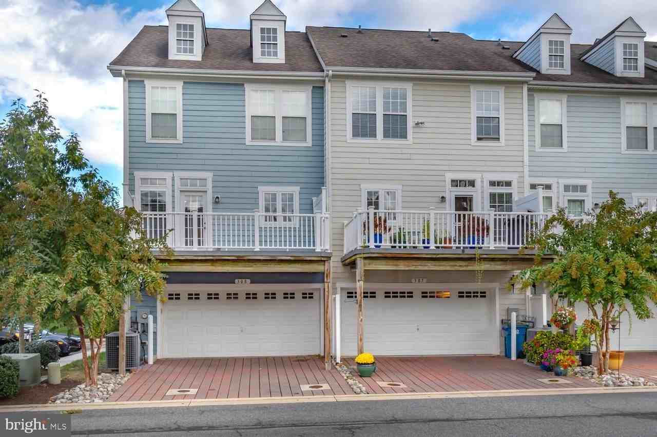 300 Dixon St #308 - Photo 4 of 31
