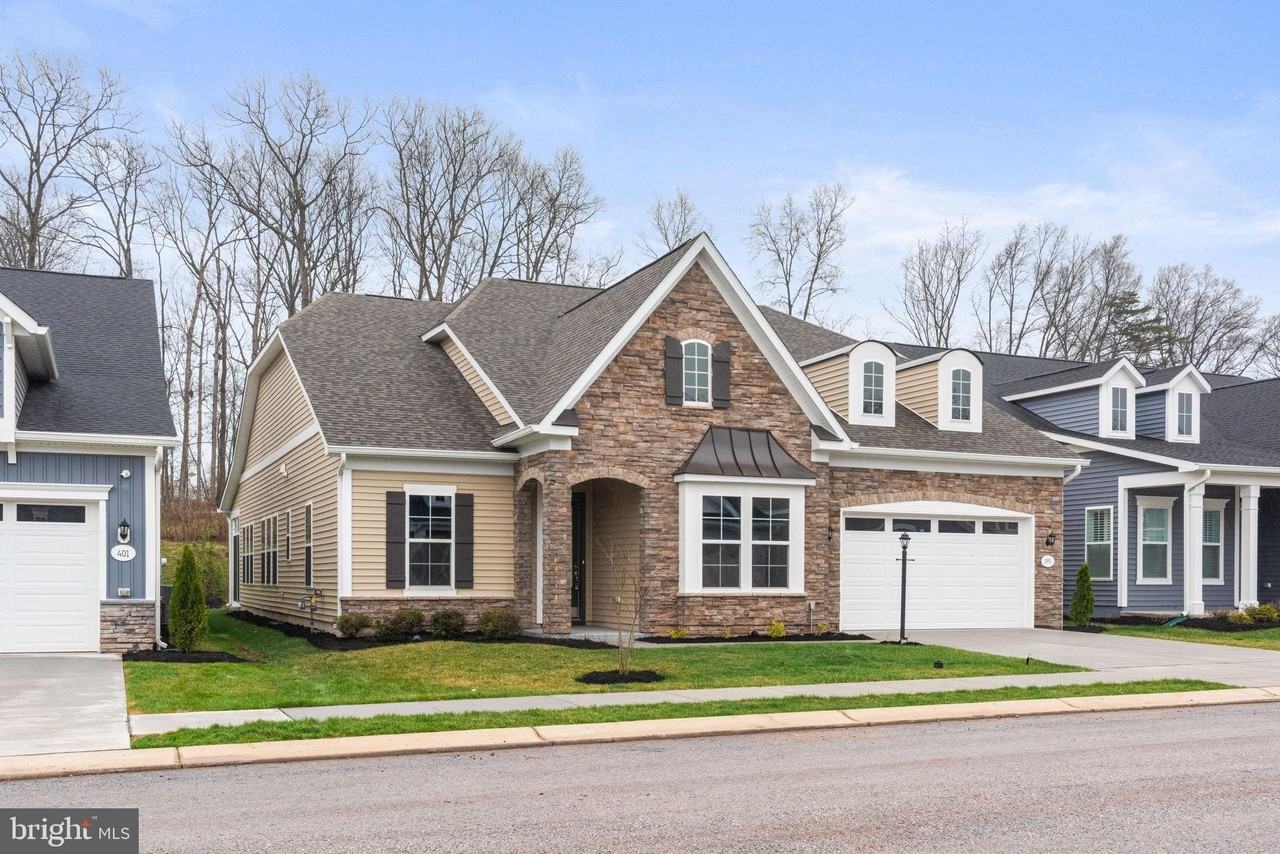 395 Quiet Creek Dr - Photo 2 of 50