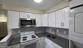 featured image of 200 Prince Frederick St #M3