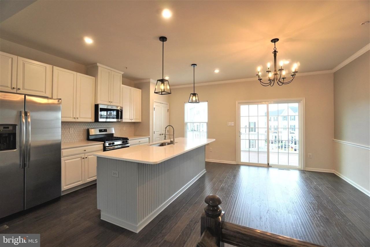 125 Dragon Dr - Photo 5 of 33