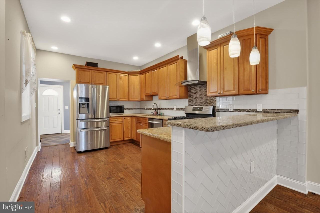 3408 Richmond St - Photo 7 of 28