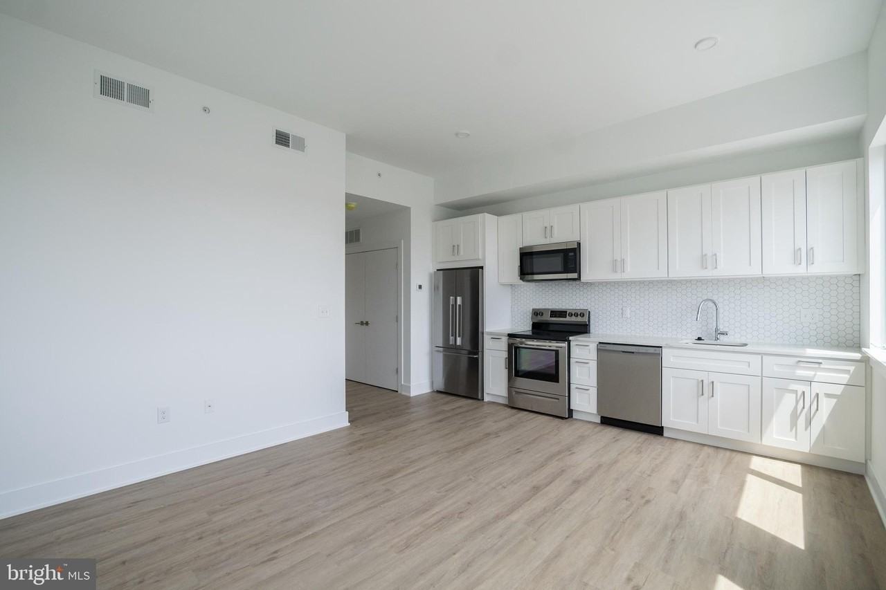 2235 Washington Ave #410 - Photo 2 of 10