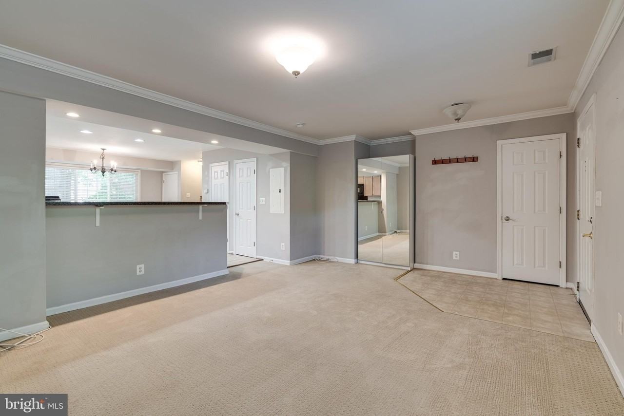 1171 N Van Dorn St - Photo 4 of 35