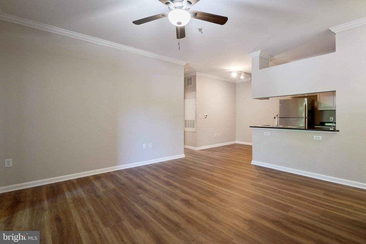 12144 Garden Ridge Ln #101 - Photo 4 of 17