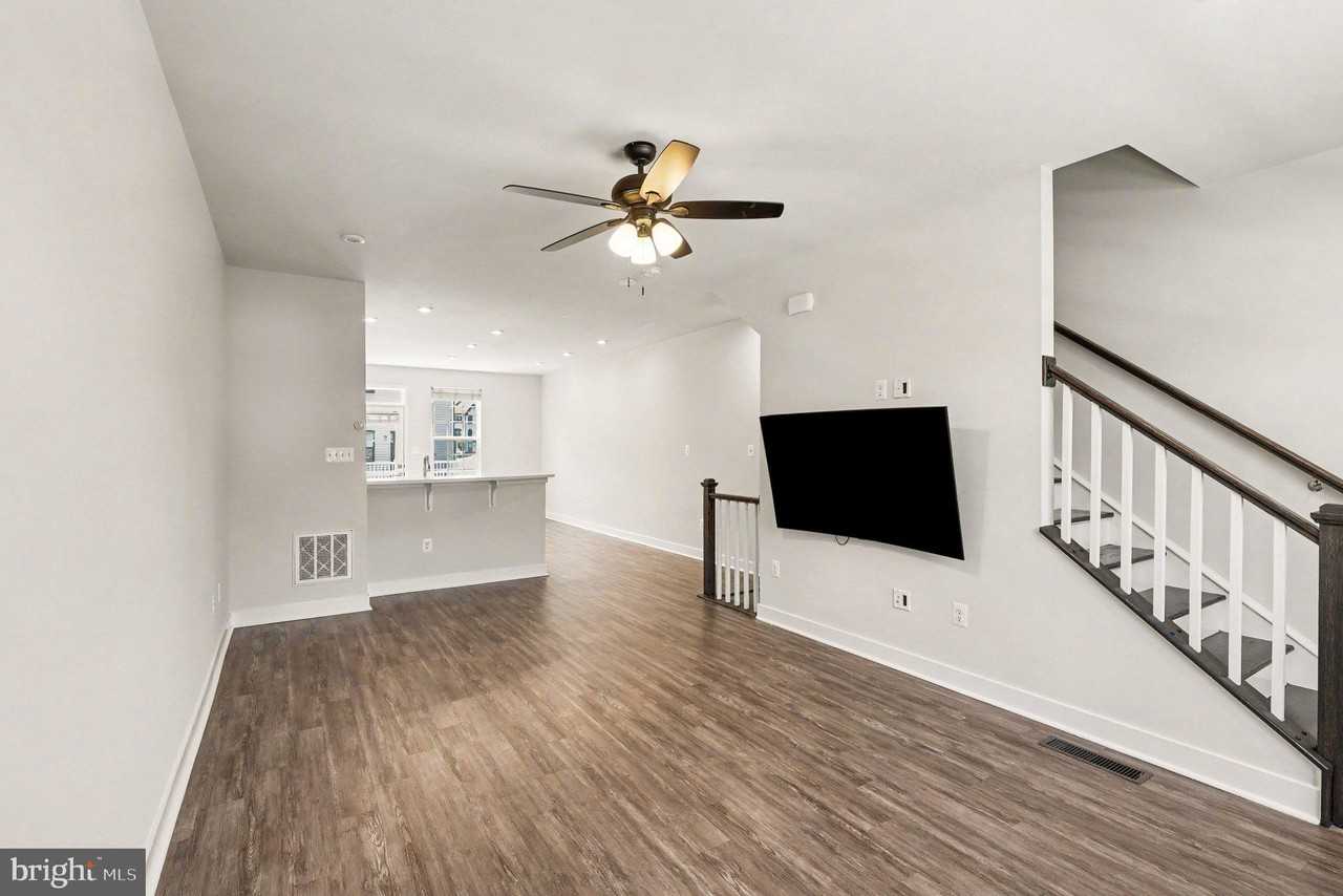 2616 Velocity Rd - Photo 5 of 26